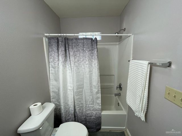 411 S 48th Lane, Mcallen, TX 78501