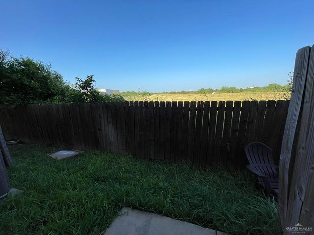 411 S 48th Lane, Mcallen, TX 78501