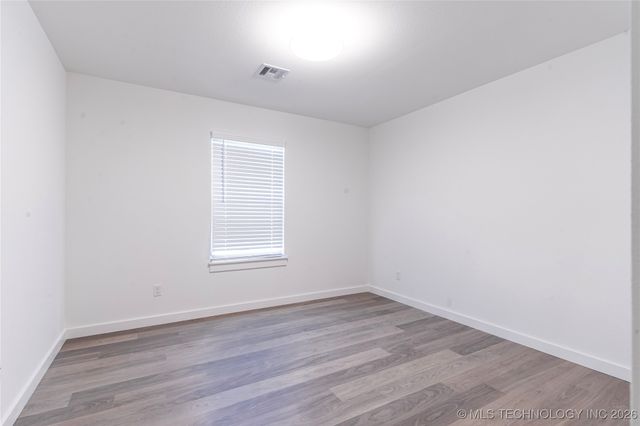 2517 W South Street, Collinsville, OK 74021