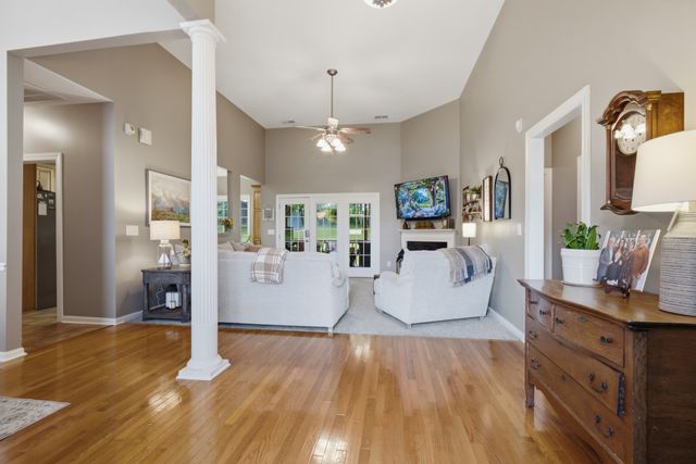 125 N Maple Ridge Ln, Goodlettsville, TN 37072