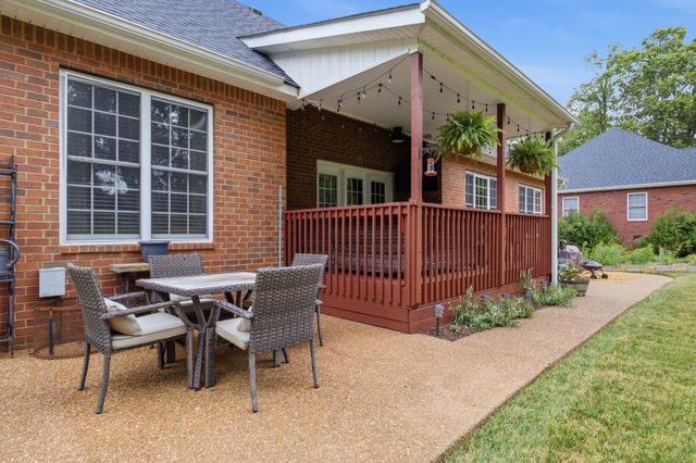 125 N Maple Ridge Ln, Goodlettsville, TN 37072