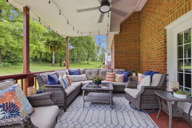 125 N Maple Ridge Ln, Goodlettsville, TN 37072