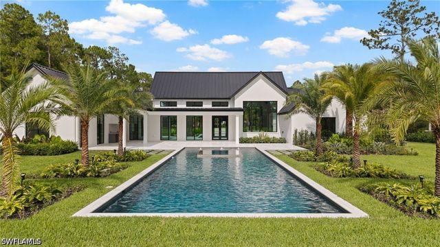 191 29TH ST SW, Naples, FL 34117