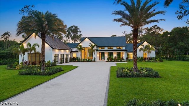 191 29TH ST SW, Naples, FL 34117