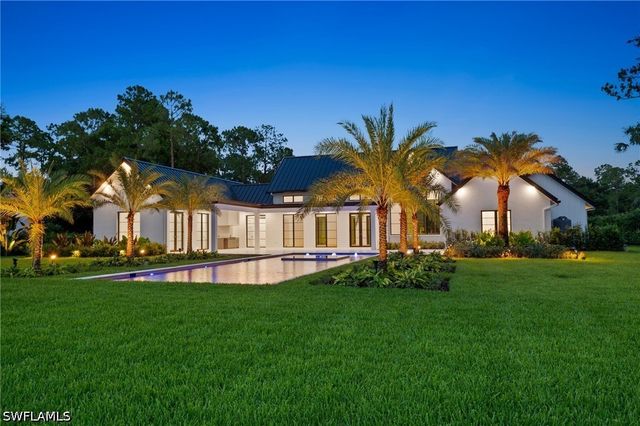 191 29TH ST SW, Naples, FL 34117