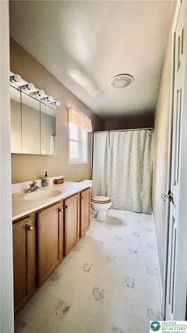 8581 Hensingersville Road, Lower Macungie Twp, PA 18062