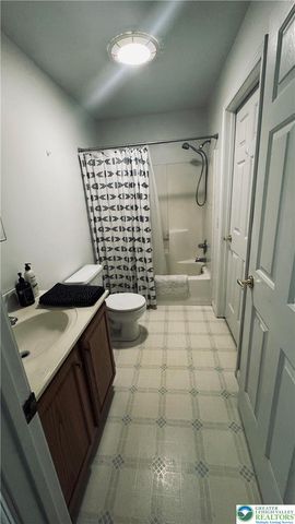 8581 Hensingersville Road, Lower Macungie Twp, PA 18062