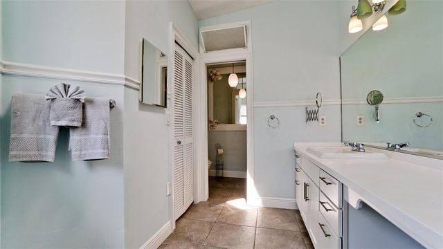 8403 13TH AVENUE NW, Bradenton, FL 34209