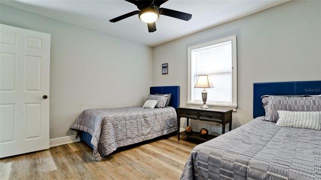 8403 13TH AVENUE NW, Bradenton, FL 34209