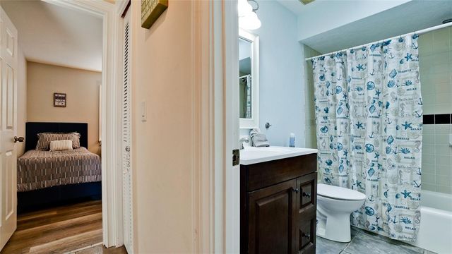 8403 13TH AVENUE NW, Bradenton, FL 34209
