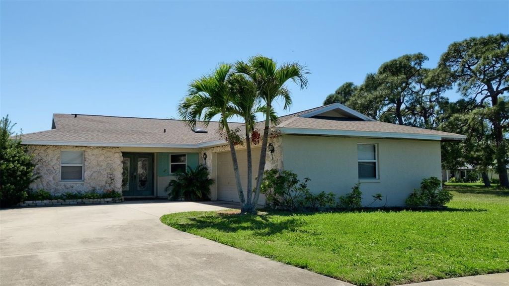 8403 13TH AVENUE NW, Bradenton, FL 34209