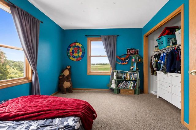 364 TRIANGLE DRIVE, Hobart, WI 54155