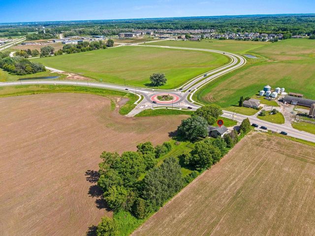 364 TRIANGLE DRIVE, Hobart, WI 54155