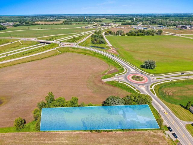 364 TRIANGLE DRIVE, Hobart, WI 54155