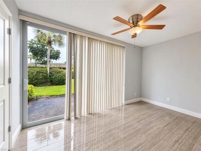 681 Palm View DR C1, Naples, FL 34110