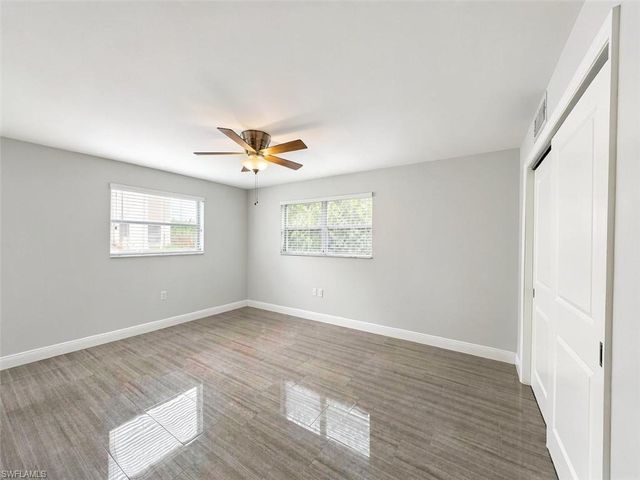 681 Palm View DR C1, Naples, FL 34110
