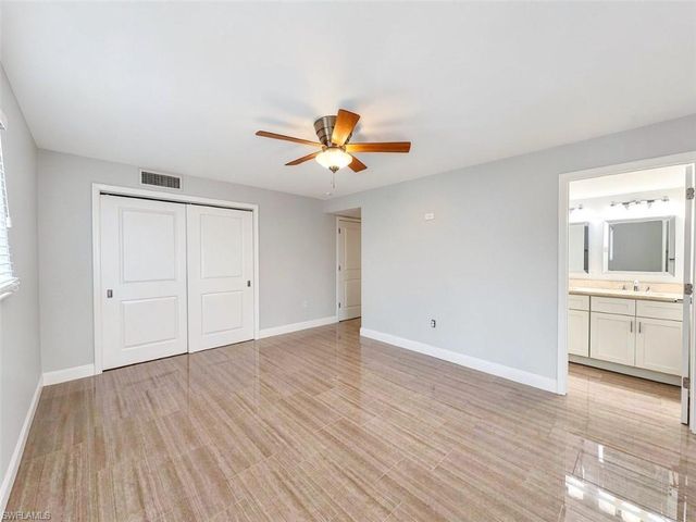 681 Palm View DR C1, Naples, FL 34110