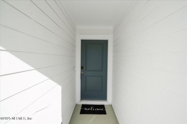 12706 PLAINWOOD Trail, Jacksonville, FL 32218