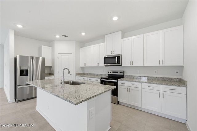 12706 PLAINWOOD Trail, Jacksonville, FL 32218