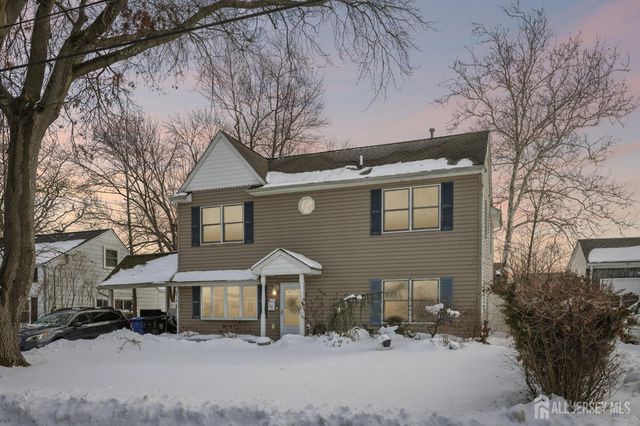 28 W Francis Street, Iselin, NJ 08830