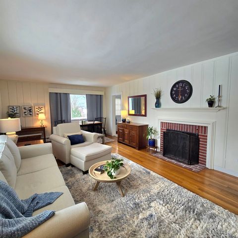 36 Beauview Avenue, Nashua, NH 03064