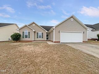 1451 Avoncroft Drive, Fayetteville, NC 28306