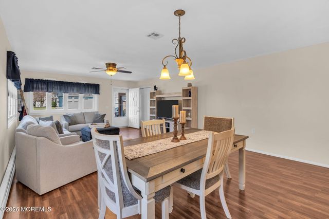 18 Encinitas Drive, Toms River, NJ 08757