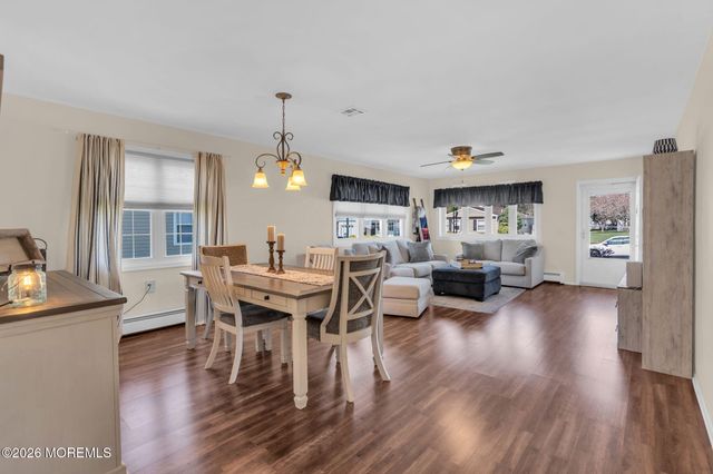 18 Encinitas Drive, Toms River, NJ 08757