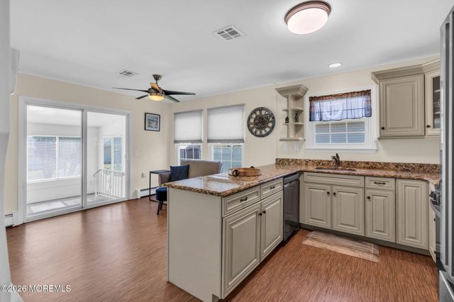 18 Encinitas Drive, Toms River, NJ 08757