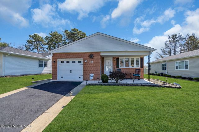 18 Encinitas Drive, Toms River, NJ 08757