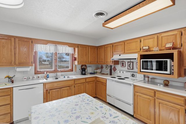 701 Carmel Drive, Rio Communities, NM 87002