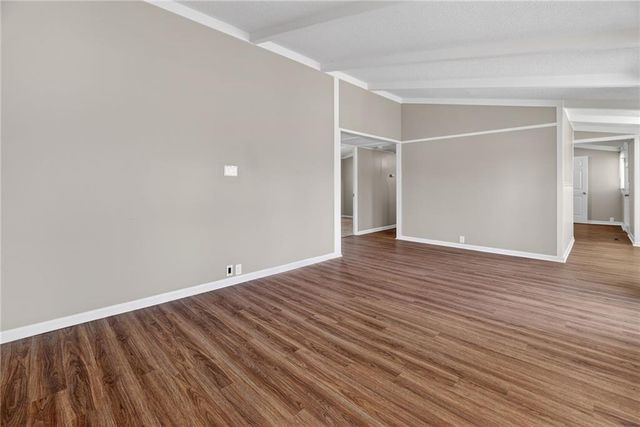 8823 E 23rd Street, Kansas City, MO 64129