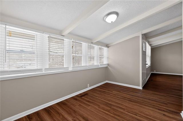 8823 E 23rd Street, Kansas City, MO 64129