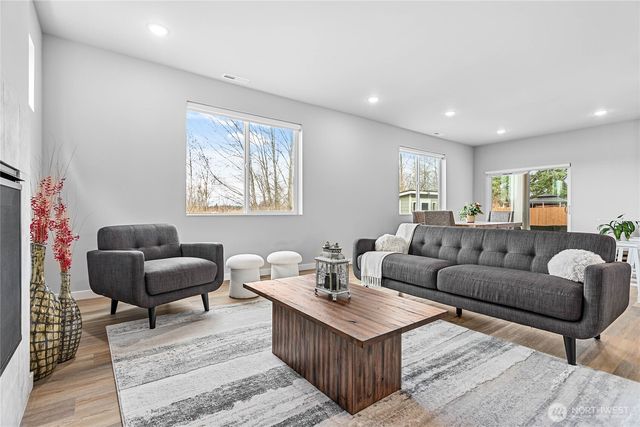 4502 Eddie Lane, Blaine, WA 98230