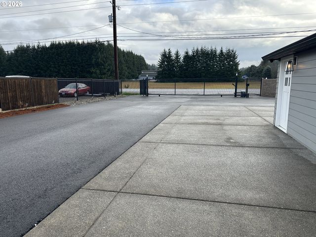 14008 Ne 72ND Ave, Vancouver, WA 98686