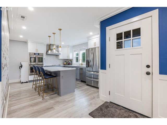 14008 Ne 72ND Ave, Vancouver, WA 98686