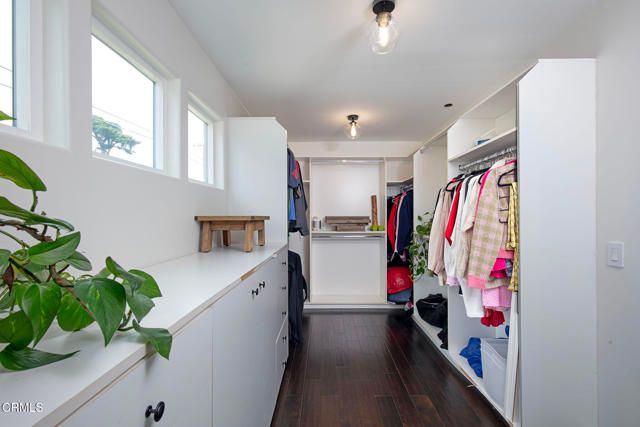 2180 Vista Del Mar Drive, Ventura, CA 93001