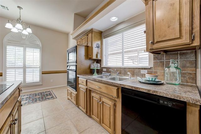 8701 NW 74th Street, Oklahoma City, OK 73132