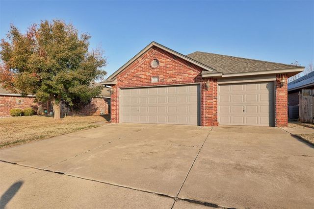 8701 NW 74th Street, Oklahoma City, OK 73132