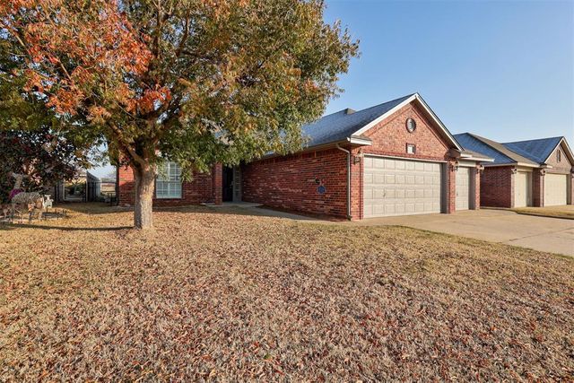 8701 NW 74th Street, Oklahoma City, OK 73132