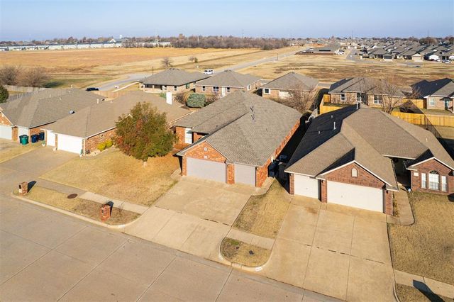 8701 NW 74th Street, Oklahoma City, OK 73132