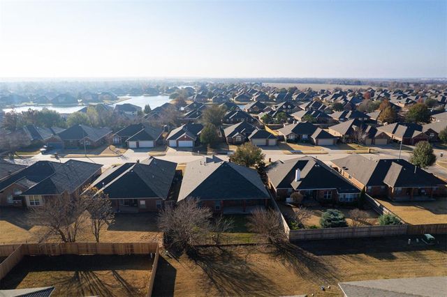 8701 NW 74th Street, Oklahoma City, OK 73132