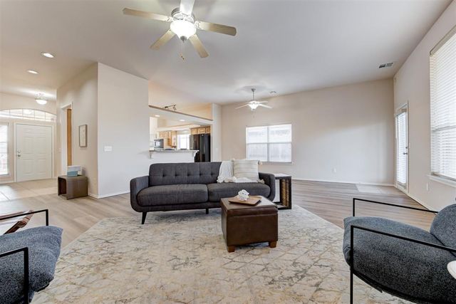 8701 NW 74th Street, Oklahoma City, OK 73132