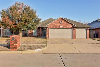 8701 NW 74th Street, Oklahoma City, OK 73132