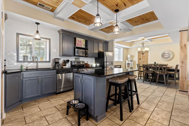 306 N Park Drive, Baltimore, OH 43105