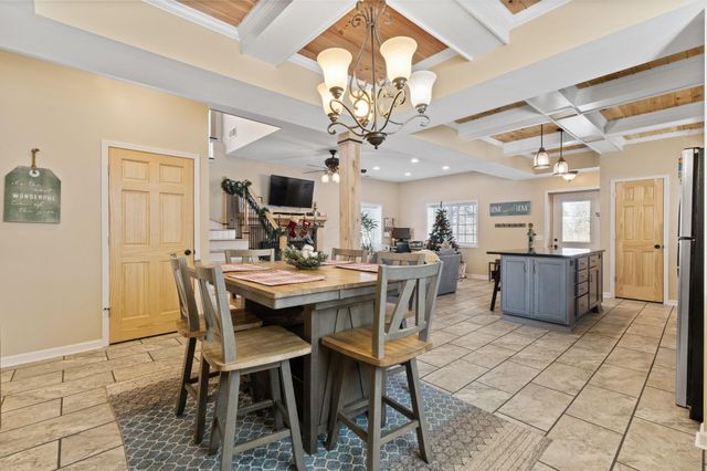 306 N Park Drive, Baltimore, OH 43105