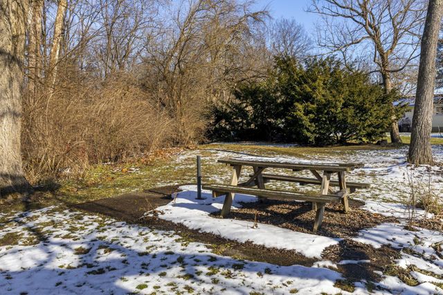 306 N Park Drive, Baltimore, OH 43105