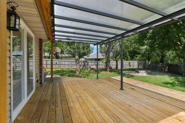 5749 W Payton Circle, Springfield, MO 65802