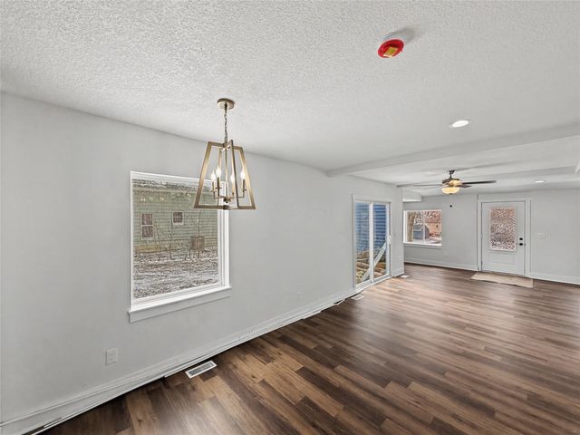 1009 27th Street, Des Moines, IA 50311