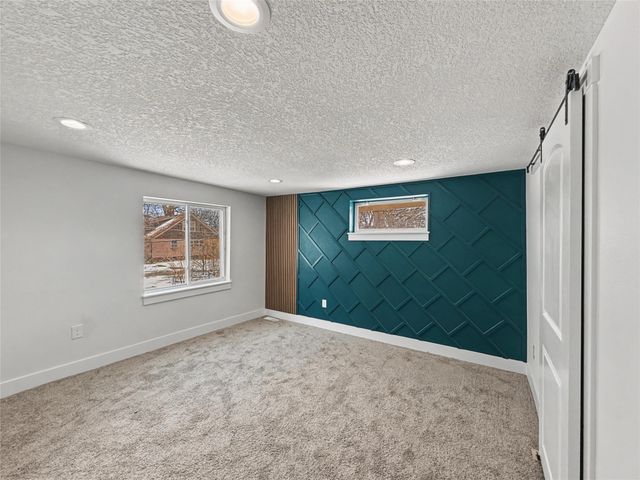 1009 27th Street, Des Moines, IA 50311